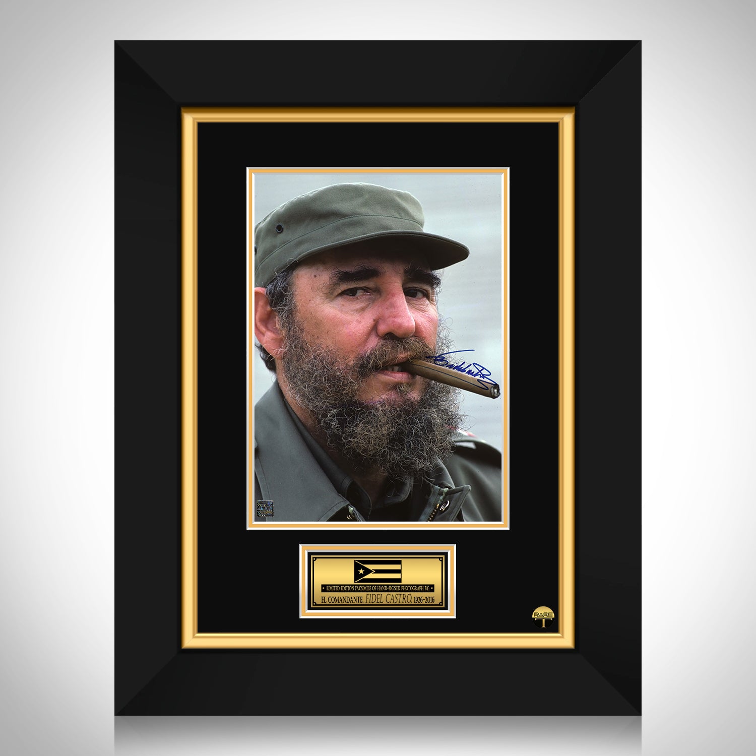 Fidel Castro signed photograph