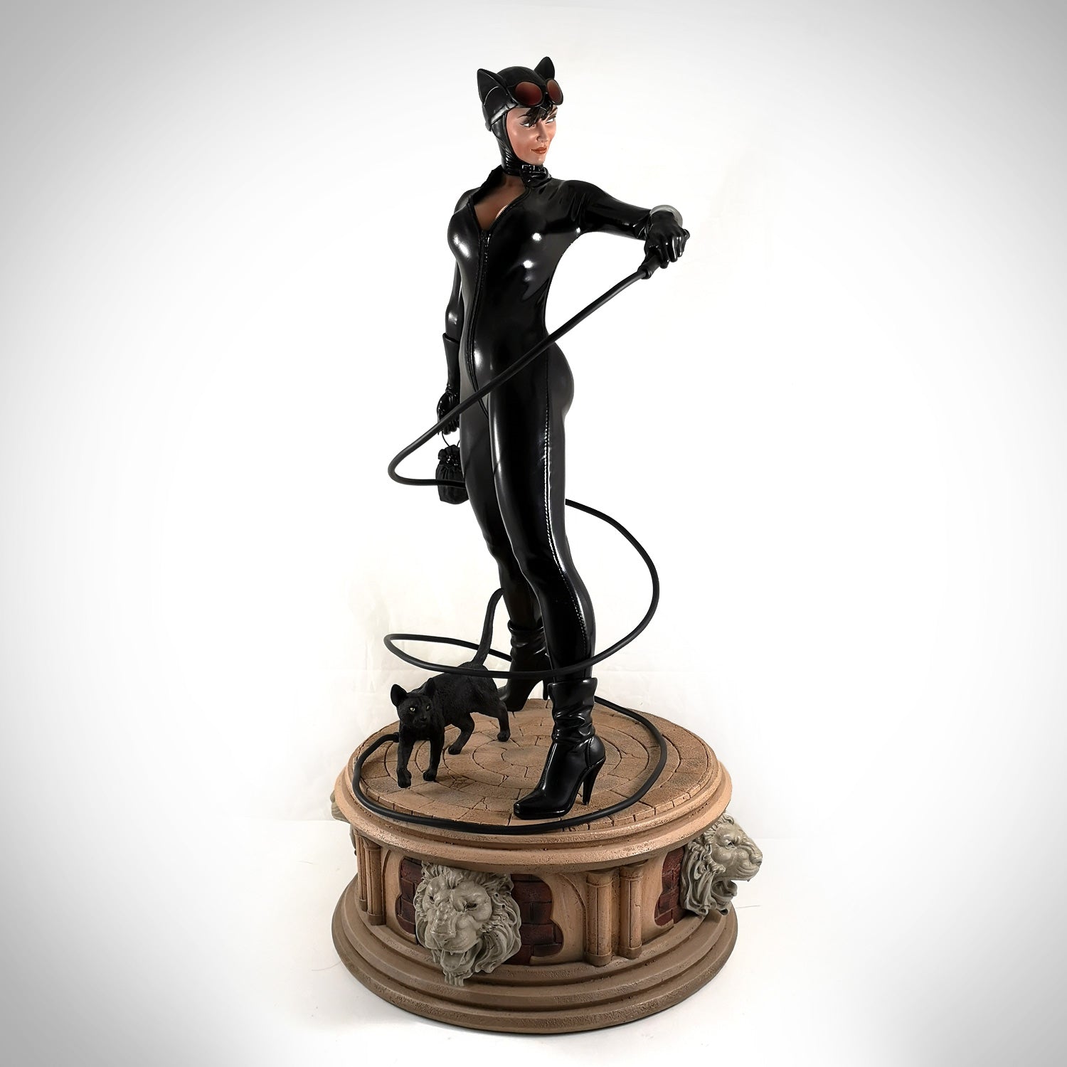 Catwoman - Catwoman Limited Edition Sideshow Premium Format Statue | RARE-T